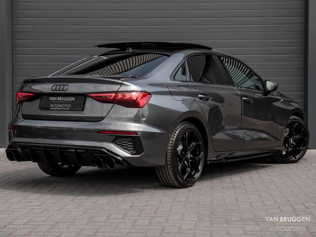 Audi A3 Limousine 35 TFSI S-Line Pano B&O RS-Stoelen Sfeer Camera Keyless