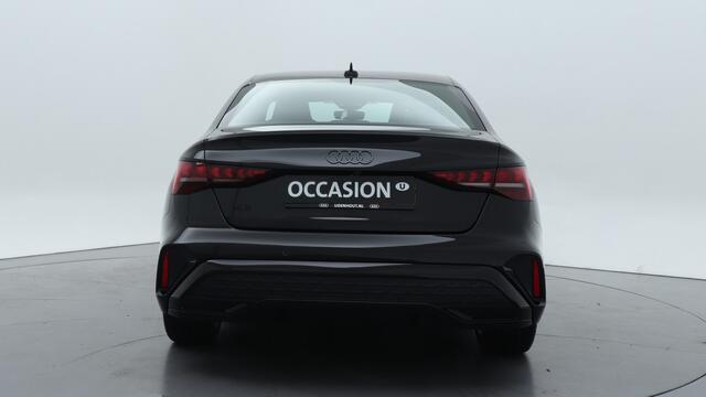 Audi A3 Limousine 30 TFSI S edition | Carplay | Camera | Adapt. cruise | PDC v+a | 6