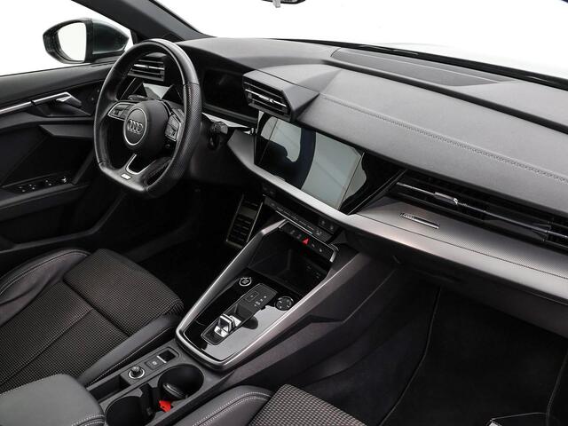 Audi A3 Limousine 30 TFSI 110pk S-Tronic S Edition · Apple/Android Car Play · Parkeerassistent · Cruise Control · Sportstoelen · Virtual Cockpit · Garantie t/m 11-11-2026 of 100.000km