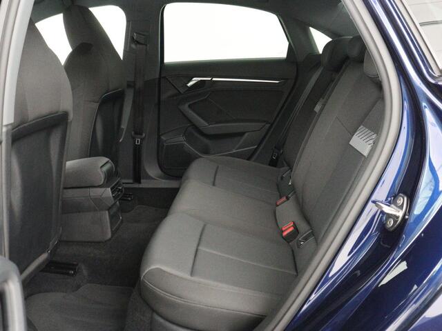 Audi A3 30 TFSI Advanced edition | Stoelverwarming | Adaptive cruise | Carplay | Sportstoelen | Virtual Cockpit | Navigatie | Full LED | Parkeerhulp | Climate control | Bluetooth
