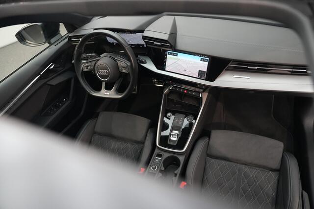 Audi A3 Limousine 35 TFSI S-Tronic ? 3x S-Line ? Pano ? Sportstoelen ? B&O ? Head-Up ? Matrix LED