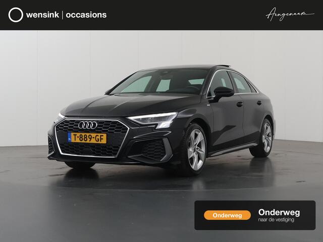 Audi A3 Limousine 30 TFSI S edition | Trekhaak | Panoramadak | Sportstoelen | Virtual Cockpit | Cruise Control Adaptief | LED | Apple Carplay/Android Auto |