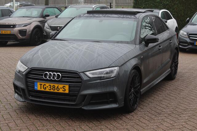 Audi A3 Limousine 1.0 TFSI Sport 3x S Line / Panoramadak / Navigatie / Parkeerhulp achter / Sportstoelen / 18'' / Zwart optiek / Cruise Control