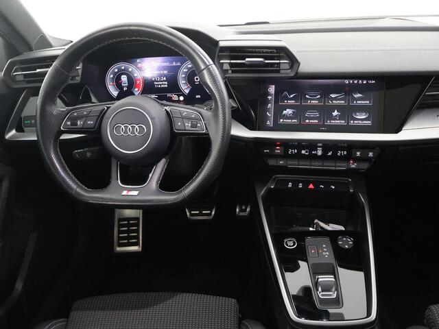 Audi A3 Limousine 35 TFSI S EDITION AUTOMAAT SCHUIF/PANODAK . NAVIGATIE . PDC V+A. VIRTUEEL COCKPIT !!
