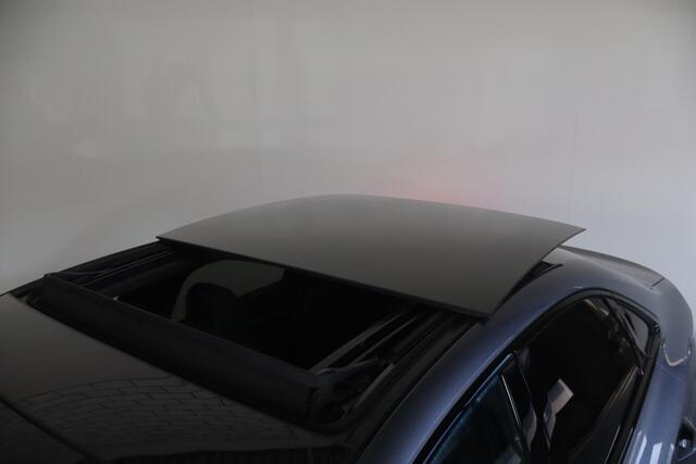 Audi A3 Limousine 30 TFSI S edition NL-Auto!! Panoramadak I Apple Car-Play