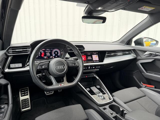 Audi A3 Limousine 35 TFSI S edition | LED | Keyless | Stoelverwarming | Lichtmetalen velgen 18" | Apple Carplay/Android Auto