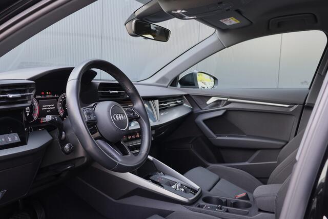 Audi A3 Limousine 30 TFSI Advanced edition Automaat | Camera | Adaptieve Cruise | Sportstoelen | Carplay | Virtual Cockpit