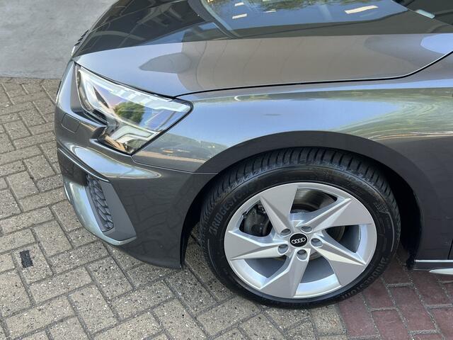 Audi A3 Limousine 30 TFSI 110pk S edition / 2X S-Line / Navigatie / Climatecontrol / Parkeersensoren achter / 17'' LMV TRANS