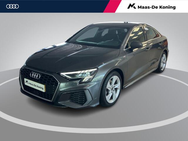 Audi A3 Limousine 30 TFSI/110PK S edition · Navigatie · Camera + Parkeersensoren · Apple/Android · Garantie t/m 16-10-2027 of 100000km.