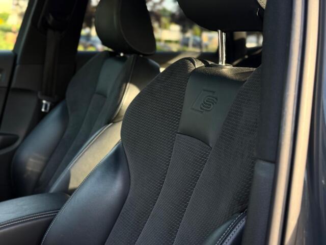 Audi A3 1.5 TFSI A/T S LINE PANO BenO MASSAGE VIRTUAL CARPLAY