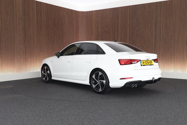 Audi A3 Limousine 35 TFSI 150pk S-Tronic 2x S-Line Trekhaak Camera Virtual Cockpit Stoelverwarming Navigatie