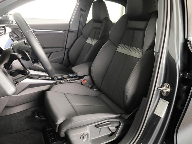 Audi A3 Limousine 35 TFSI Advanced edition 150pk | Navigatie | Parkeersensoren voor en achter | Apple carplay-/ Android auto | Led koplampen |