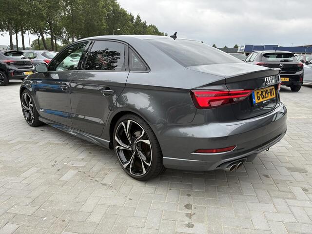 Audi A3 Limousine 35 TFSI CoD Advance Sport Automaat | S-Line Pack | ECC | Navigatie | Parkpilot | Elektrisch Pakket | Afneembare Trekhaak | 19" LM-Velgen | Stoelverwarming | LED Koplampen | Nederlandse auto