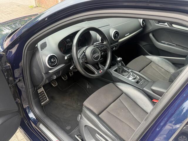 Audi A3 LIMOUSINE 1.5 TFSI CoD Sport S-Line