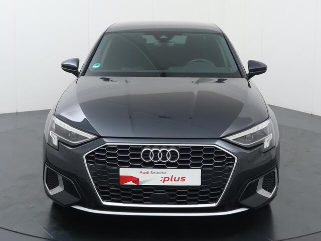 Audi A3 Limousine 30 TFSI Advanced edition | 110 PK | Automaat | Stoelverwarming | Climate control | Apple Carplay/Android Auto |