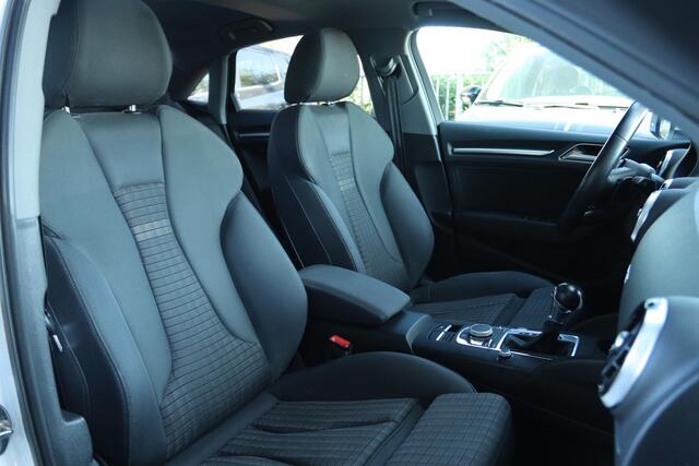 Audi A3 LIMOUSINE 1.5 TFSI COD SPORT S LINE EDITION | PANO | KEY-LESS | LED | PDC | STOELVERW.