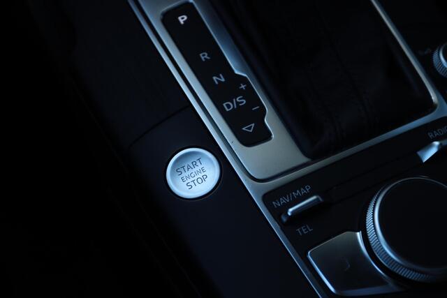 Audi A3 LIMOUSINE 1.5 TFSI COD SPORT S LINE EDITION | PANO | KEY-LESS | LED | PDC | STOELVERW.