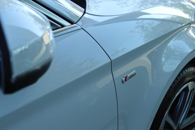 Audi A3 LIMOUSINE 1.5 TFSI COD SPORT S LINE EDITION | PANO | KEY-LESS | LED | PDC | STOELVERW.