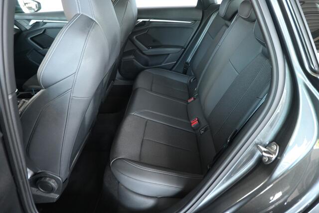 Audi A3 Limousine 30 TFSI S Edition Virtual Cockpit Adaptieve Cruise Led Clima Carplay Inruil Mogelijk!