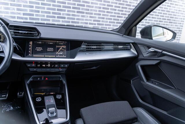 Audi A3 Limousine 30 TFSI S-Tronic S edition | Panoramadak | Bang Olufsen Audio | Lichtmetalen Velgen 18 inch | Carban Achterspoiler | Privacy Glas | Virtual Cockpit | MMI Navigatie | Parkeersensoren | Apple Carplay | Android Auto | Climate Control | Cruise Contr