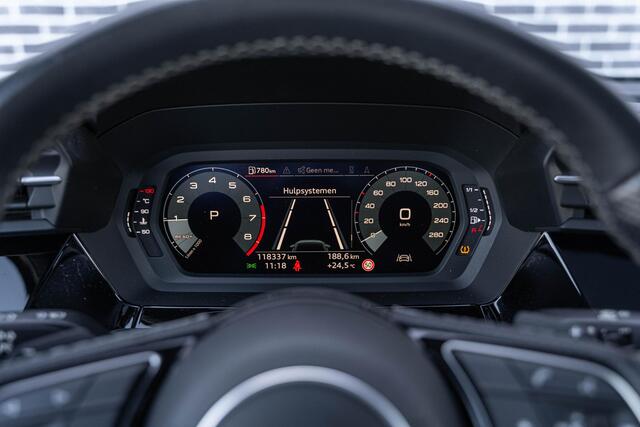 Audi A3 Limousine 30 TFSI S-Tronic S edition | Panoramadak | Bang Olufsen Audio | Lichtmetalen Velgen 18 inch | Carban Achterspoiler | Privacy Glas | Virtual Cockpit | MMI Navigatie | Parkeersensoren | Apple Carplay | Android Auto | Climate Control | Cruise Contr