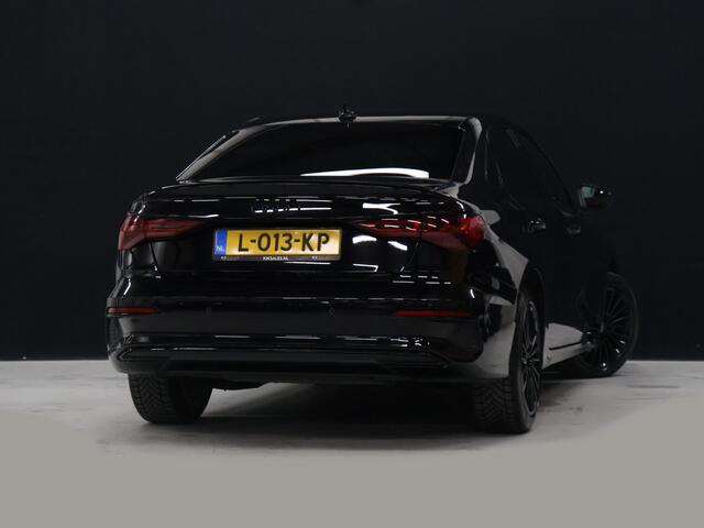 Audi A3 Limousine 30 TFSI Business edition [APPLE CARPLAY, VOL LEDER, FULL LED, DIGITAL DASH, KEYLESS, DRAADLOOS LADEN, SPORTSTOELEN, ANDROID, PDC ACHTER, CRUISE CONTROL, GROOT NAVIGATIE, CLIMATE CONTROL, NIEUWSTAAT]
