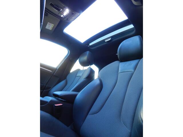 Audi A3 Limousine 40 TFSI Sport Lease Edition Digital Cockpit - Panorama-Dak - Stoelverwarming - S-Line - 190 PK - NAP - Dealer Onderhouden - 100% onderhouden