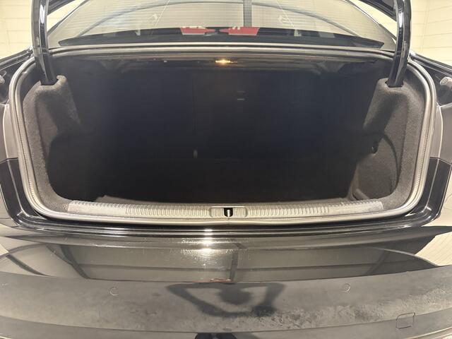 Audi A3 Limousine 30 TFSI Pro Line, S Line, NL auto, 19 inch, Cruise, Navi, Half leder, Xenon, Topstaat, 2e eigenaar, Prijs incl. apk, beurt en 3 mnd garantie