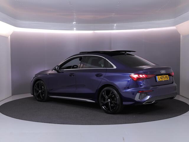 Audi A3 Limousine 35 TFSI S edition 150 pk S-tronic | Navigatie | Panoramadak | Parkeersensoren (Park assist) | Achteruitrijcamera | Matrix LED koplampen | B&O Soundsystem |