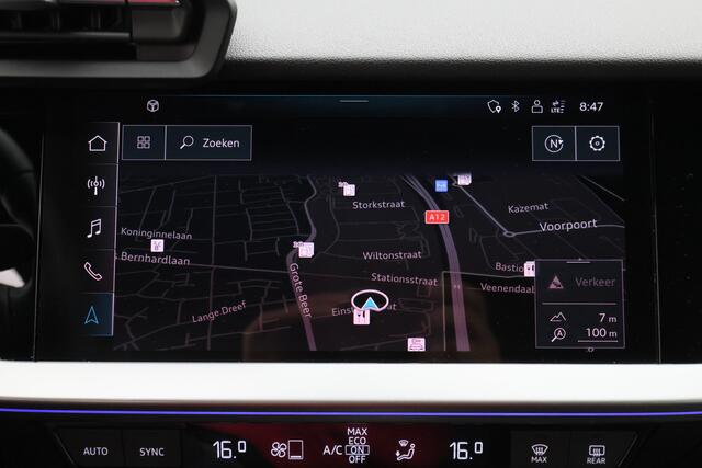 Audi A3 Limousine 35 TFSI Business edition Leer, Matrix LED, Camera, Apple Carplay, Virtual Cockpit, PDC