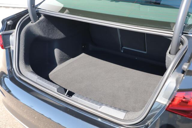 Audi A3 Limousine 35 TFSI Advanced edition 150PK Automaat Lederen RS Zetels Sportstoelen Navigatie Clima Adaptive Cruise LED Carplay