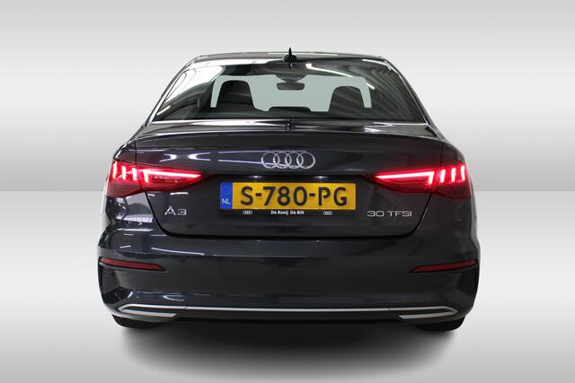 Audi A3 Limousine 30 TFSI Advanced edition Navigatie | Cruise Control | 17" Velgen | PDC Achter