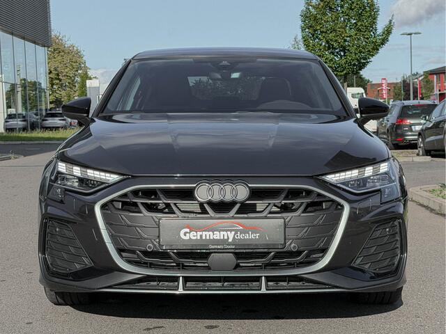 Audi A3 Limousine 35TFSI S-Lne 150pk Pano 19-Inch M-Led RS-Zetels Sfeerverl Navi Priveglas