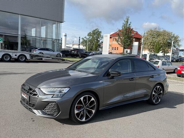 Audi A3 Limousine 35TFSI S-Lne 150pk Pano 19-Inch M-Led RS-Zetels Sfeerverl Navi Priveglas