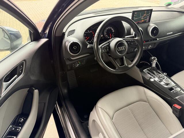 Audi A3 Limousine 35 TFSI Design Pro+ Trekhaak Dealer onderhouden