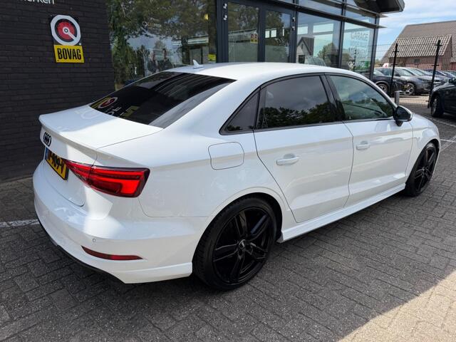 Audi A3 1.5 TFSI COD SP.SL.E LIMO/SEDAN