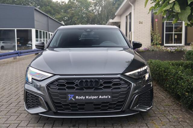 Audi A3 Sportback 45 TFSIe (245pk) S-line S3 Look/LED/Camera/Black/Keyless/19inch
