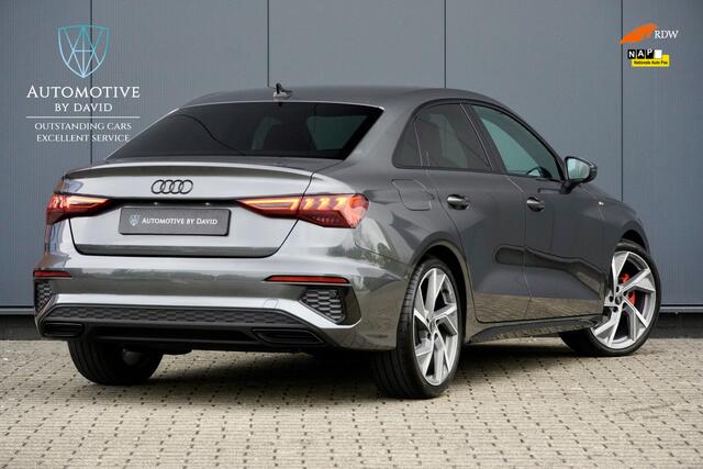 Audi A3 Limousine 35 TFSI 150 pk S EDITION ONE AUTOMAAT / 3 x S LINE / APPLE CARPLAY / AUDI SPORT 18 INCH LMV / MATRIX LED / ZWART OPTIEKPAKKET / VIRTUAL COCKPIT