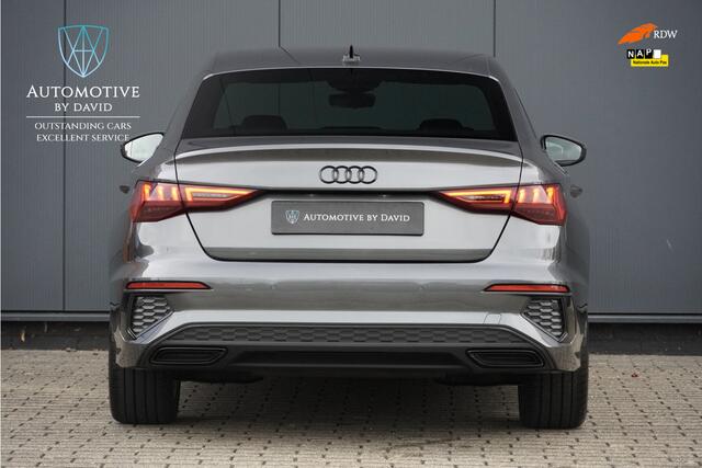 Audi A3 Limousine 35 TFSI 150 pk S EDITION ONE AUTOMAAT / 3 x S LINE / APPLE CARPLAY / AUDI SPORT 18 INCH LMV / MATRIX LED / ZWART OPTIEKPAKKET / VIRTUAL COCKPIT