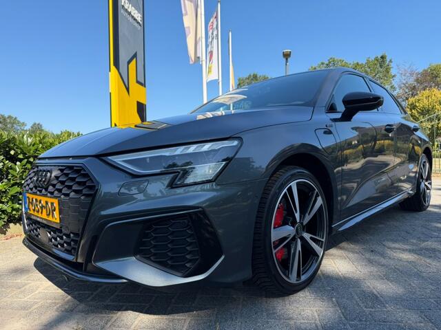 Audi A3 Sportback 40 TFSI e S Line ACC / BenO / Matrix / Hud