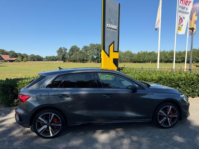 Audi A3 Sportback 40 TFSI e S Line ACC / BenO / Matrix / Hud