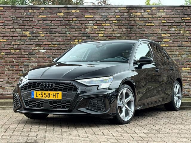 Audi A3 35 TFSI S-Line Automaat ACC BenO Black Style