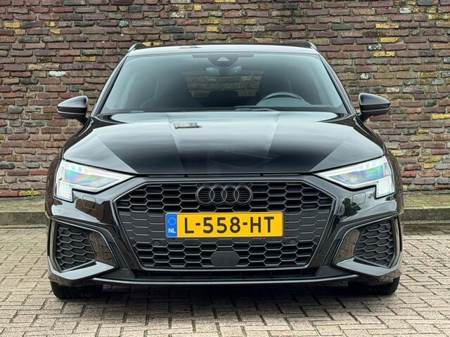 Audi A3 35 TFSI S-Line Automaat ACC BenO Black Style