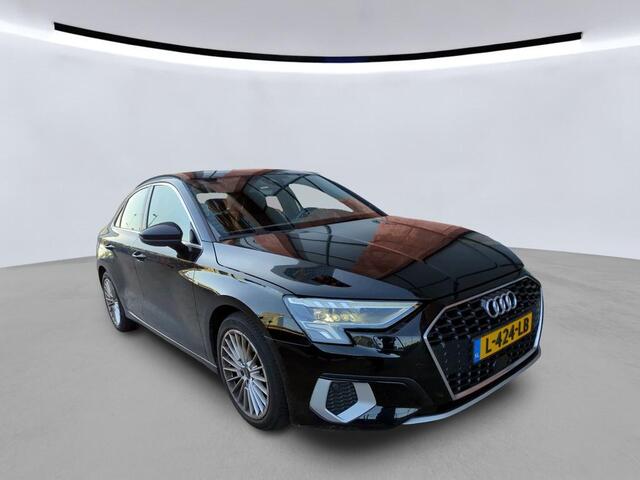 Audi A3 Limousine 30 TFSI Business edition NL-AUTO | CAMERA | AUTOMAAT | DIGIDASH