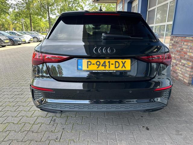 Audi A3 30 TFSI S-LINE, Black, Automaat, ACC, Camera, Carplay, ALL IN prijs!
