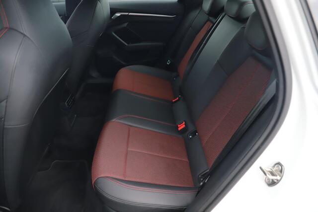 Audi A3 Limousine 30 TFSI S edition Automaat 19 inch ABT Velgen RS Zetels Rode Stiksels Navigatie Carplay Adaptive Cruise Rijstrooksensor Parkeersensor 2X S-Line