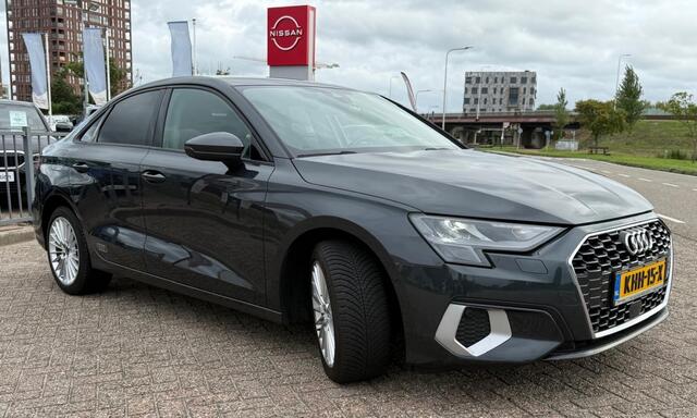 Audi A3 Limousine 30 TFSI S | Camera | LED | Carplay | Virtual Cockpit |