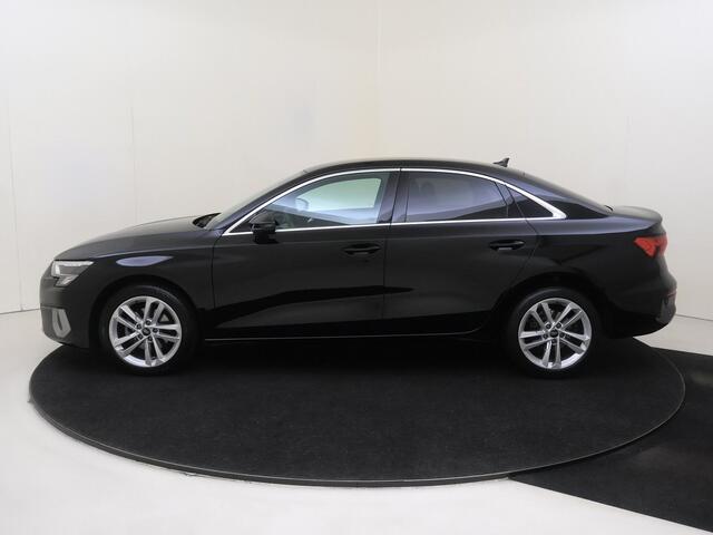 Audi A3 Limousine 30 TFSI Advanced edition | Parkeerassistent | Navigatie Plus | Full LED verlichting | CarPlay | Draadloze telefoonlader | Parkeersensoren | – foto 2