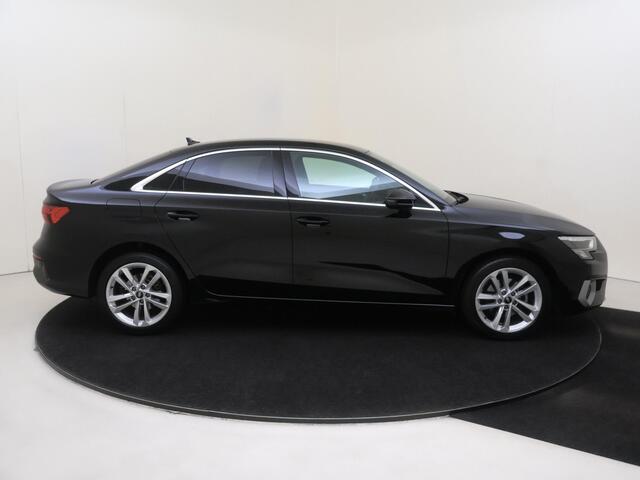 Audi A3 Limousine 30 TFSI Advanced edition | Parkeerassistent | Navigatie Plus | Full LED verlichting | CarPlay | Draadloze telefoonlader | Parkeersensoren | – foto 8