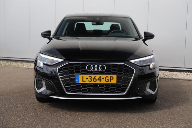 Audi A3 Limousine 30 TFSI Business edition Automaat Sportstoelen LMV Full LED Navigatie Carplay Android Climate Cruise Control – foto 2